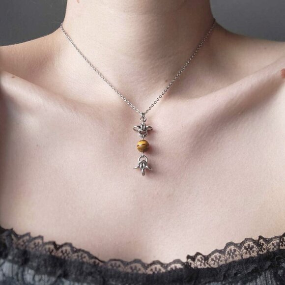 Gothic tiger eye chain maile necklace with a small silver chain - Picture 1 of 10